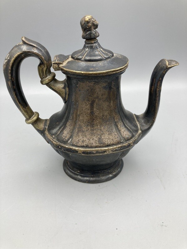 Stevens Hotel 1920's Lion head teapot silverplate