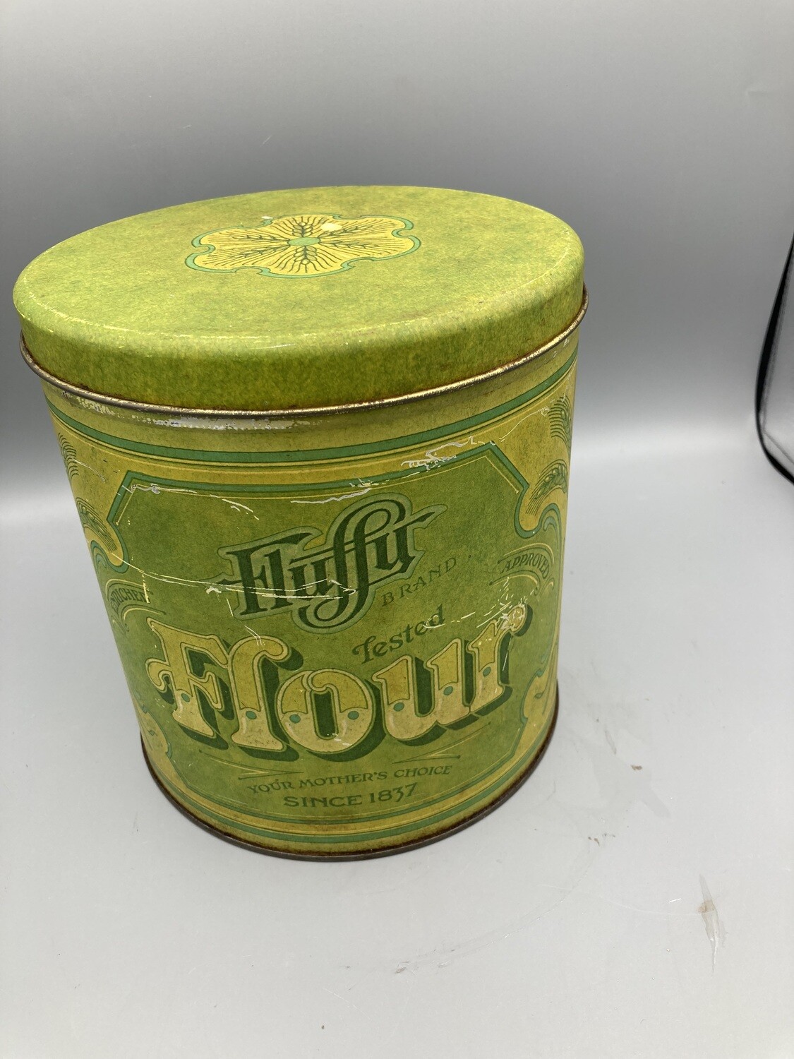 Fluffy Flour Tin