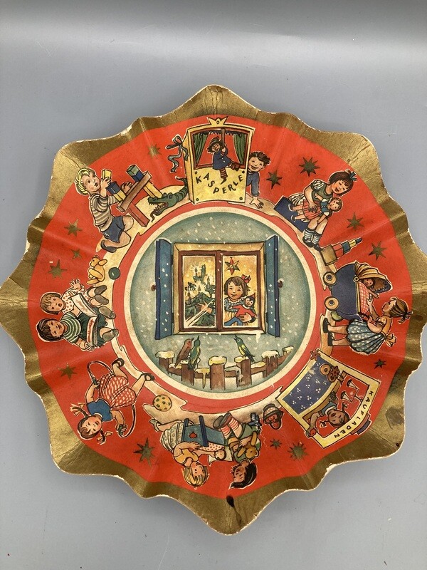 Holiday Paper Bowls from West Germany