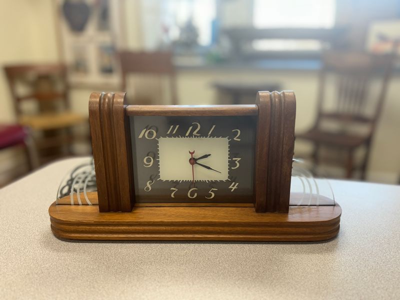 1942 Lackner Neon Glo Clock