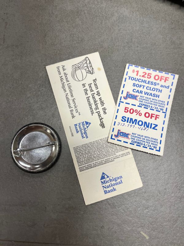 NBA pistons ticket stubs  1989 and "bad boys" pin