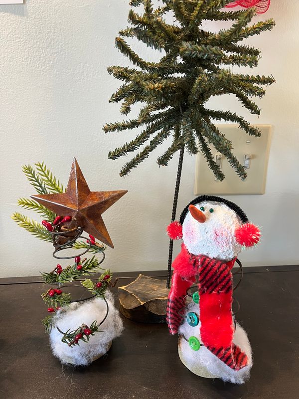 12/6/25 Vintage Spring Christmas Decor