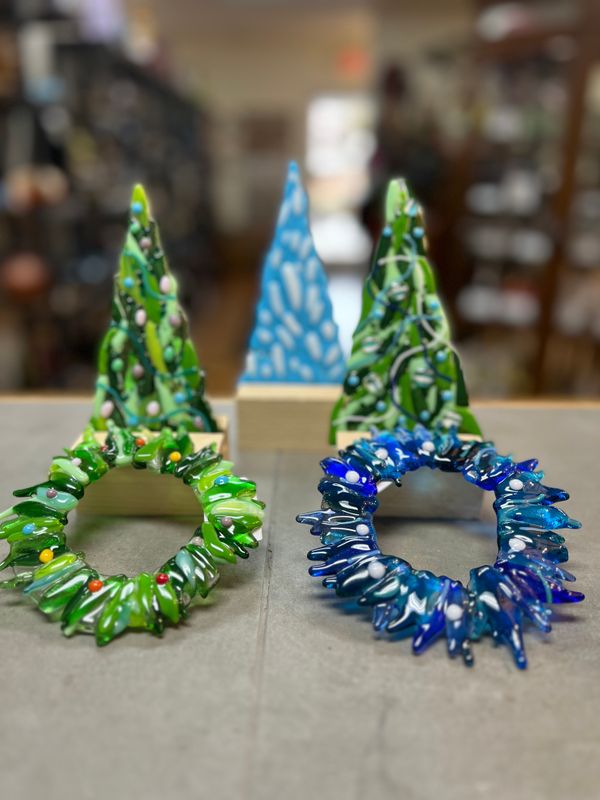 12/3/25 Fused Glass Chippy Tree & Ornament