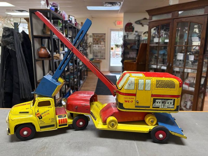 CG Wyandotte Cab, Trailer and Crane