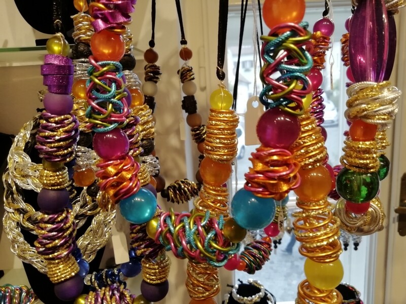 Necklaces with pearls and different colors - Handmade  by Corinna Kirchhof No.95 / 2