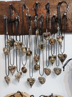 Natural Wachau Valley Jewelry© - Metal bark - Necklaces