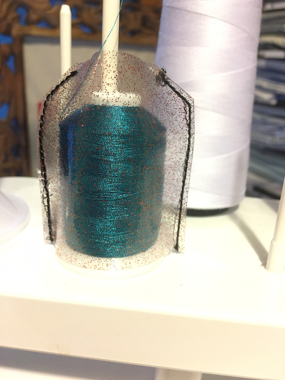 Thread spool cover