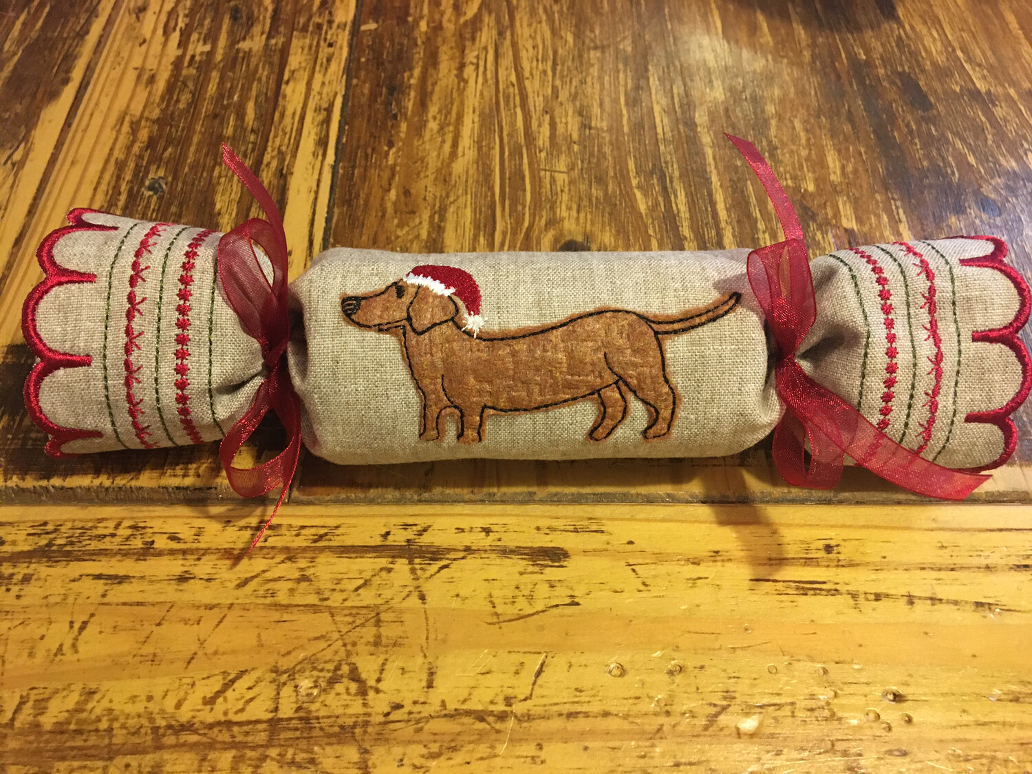 Dachshund Christmas Cracker