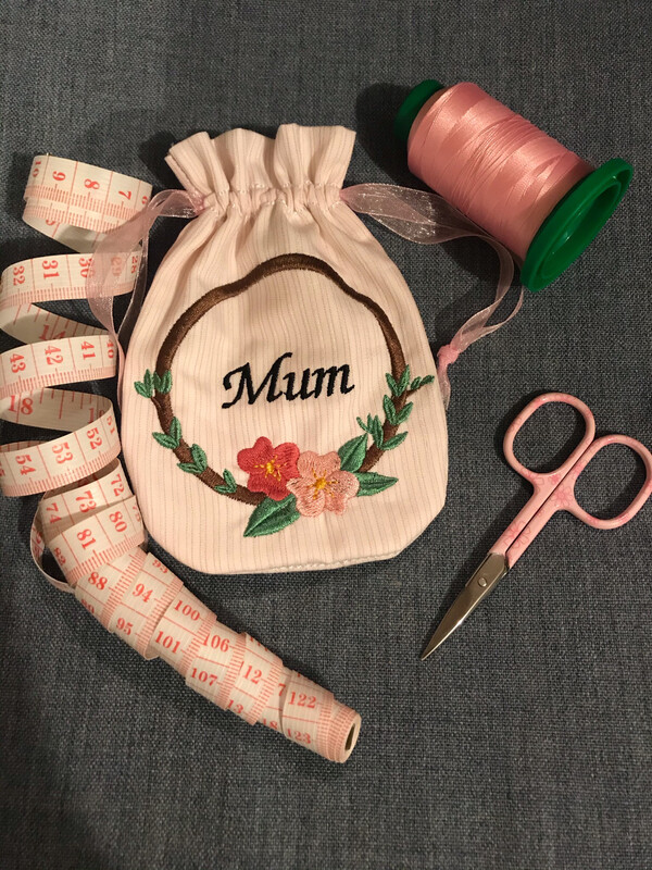 Flower Wreath Drawstring Bag