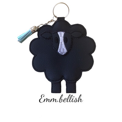Black Sheep (white stripe on face) Keyring
