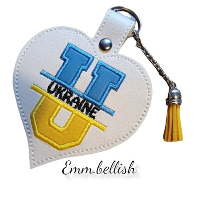 Ukraine split U heart keyring