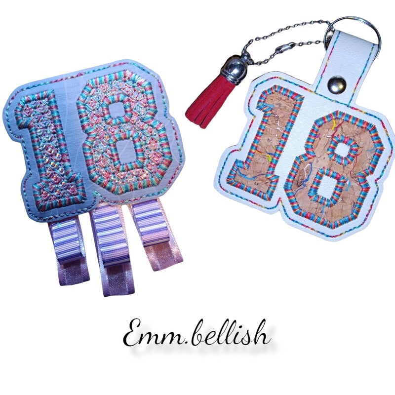 18 Applique  Keyring