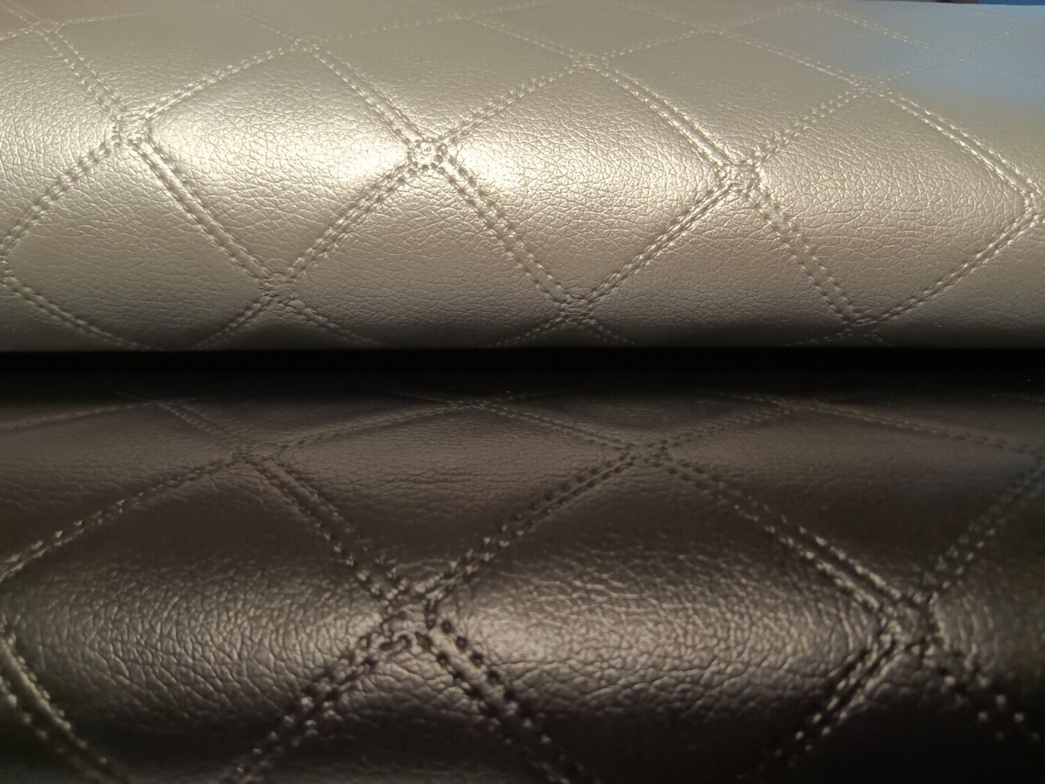 Black &amp; Silver Pearlescent Vinyl Set
