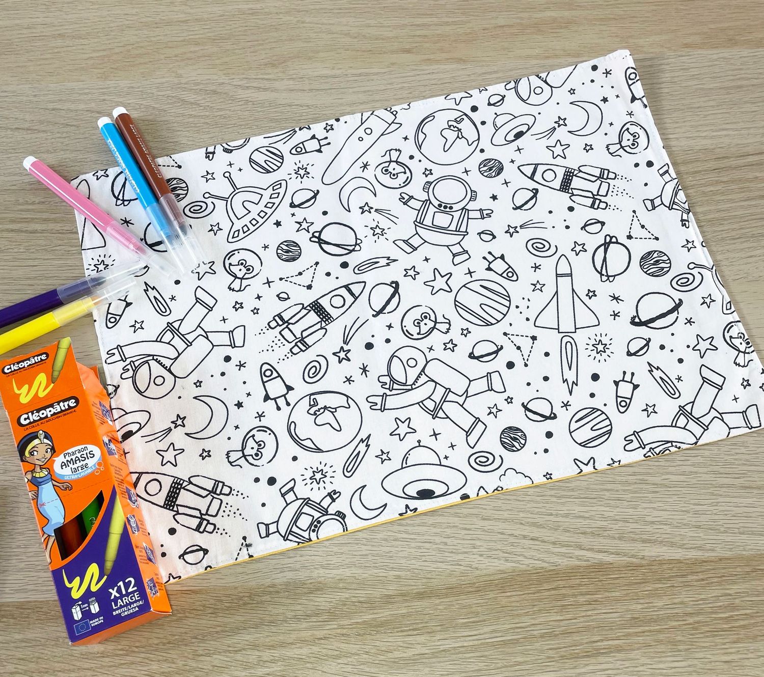 Coloriage lavable/set de table & ses 12feutres - Astronaute verso bleu