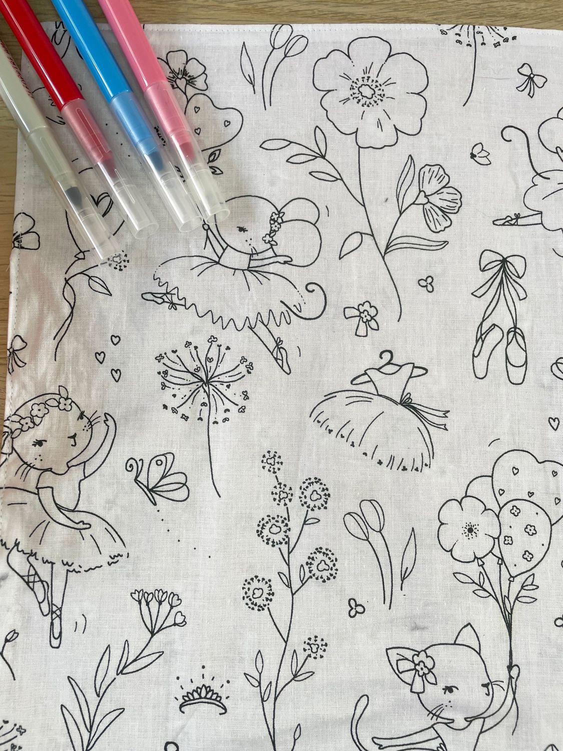 Coloriage lavable - set de table & 12 feutres - Animaux fleuris verso fleuri