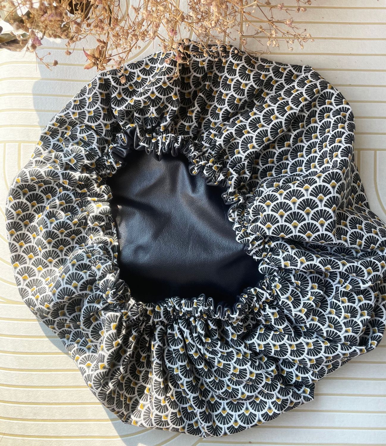 Charlotte  pour cheveux -  bonnet douche en pull imperméable - Eventails