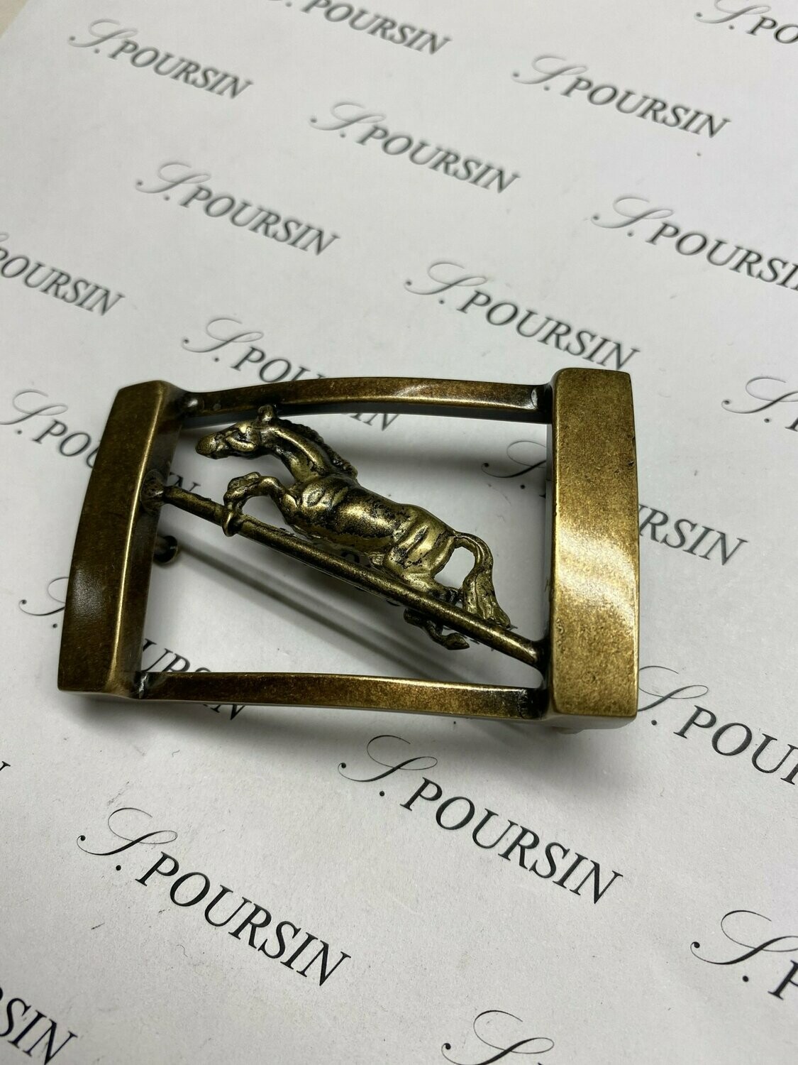Boucle double 245/35 "Cheval sautant" à Pont & Tenon Laiton Bronzé Antic Verni - 1 pièce