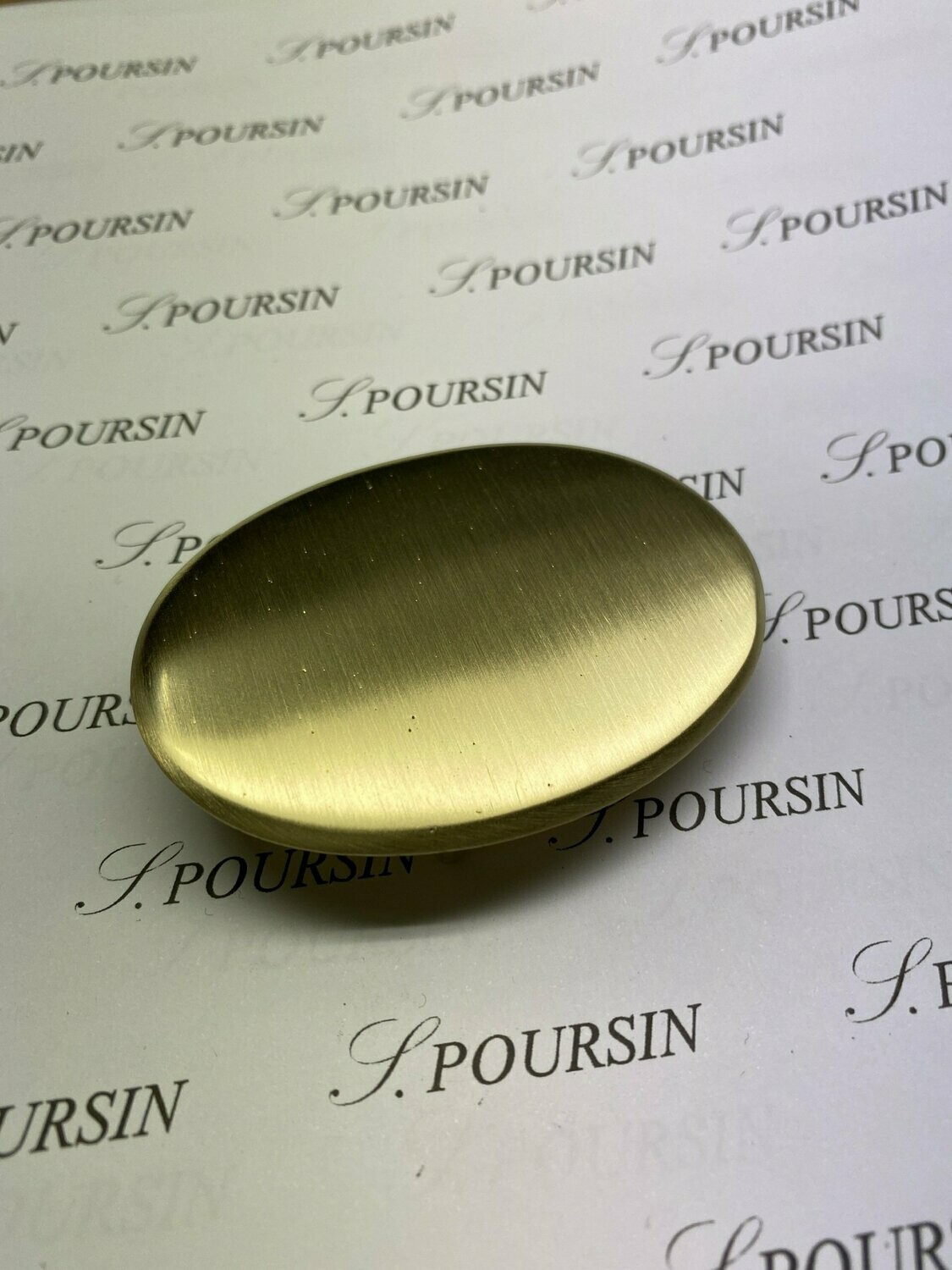 Boucle Fleuron 70x60  Laiton Poli Main Brossé -1 pièce