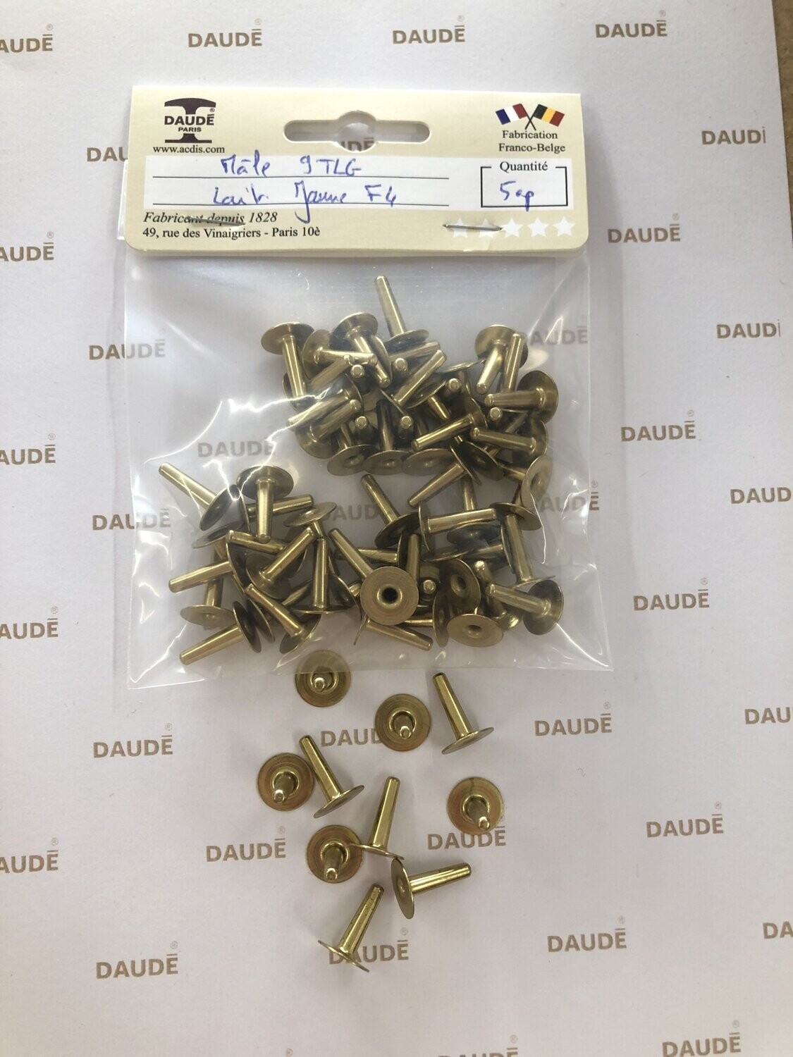 Male simple 9 Très Long Laiton - lot de 50 pièces, Finition: Jaune