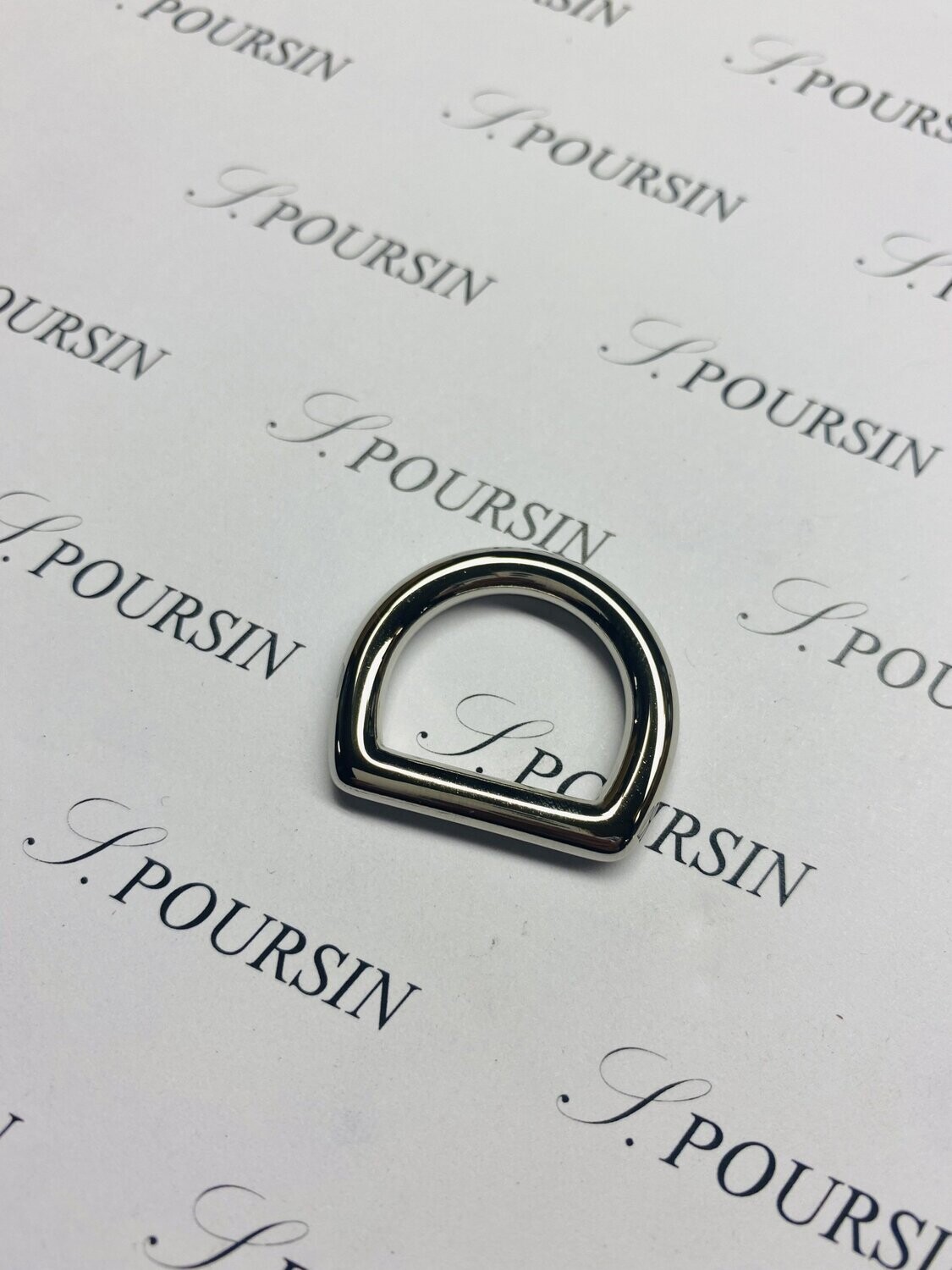 Dé fondu 18mm Laiton Poli Main Nickel - lot de 2 pièces