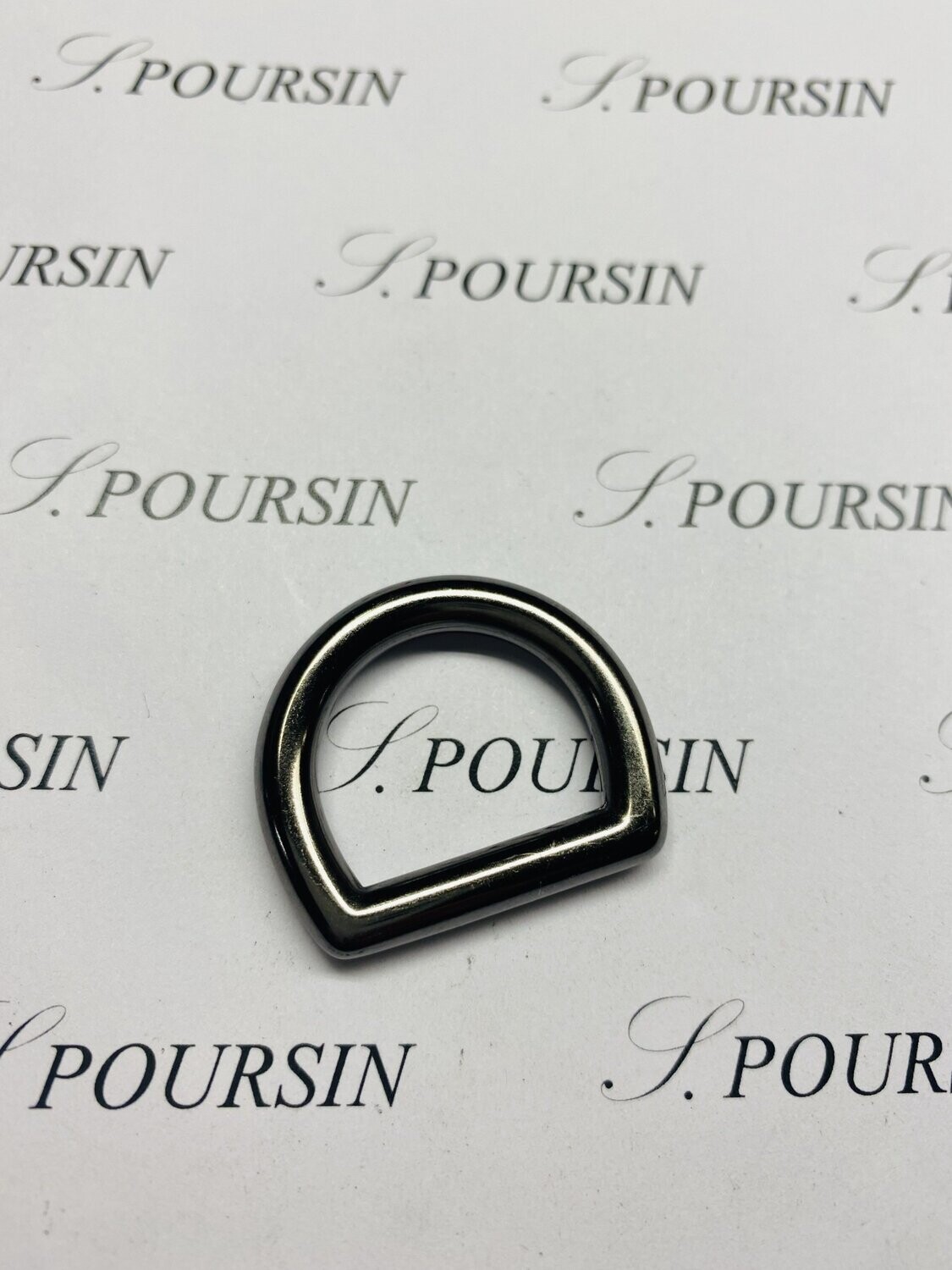 Dé fondu 18mm Laiton Poli Bille Nickel Noir Verni- lot de 2 pièces