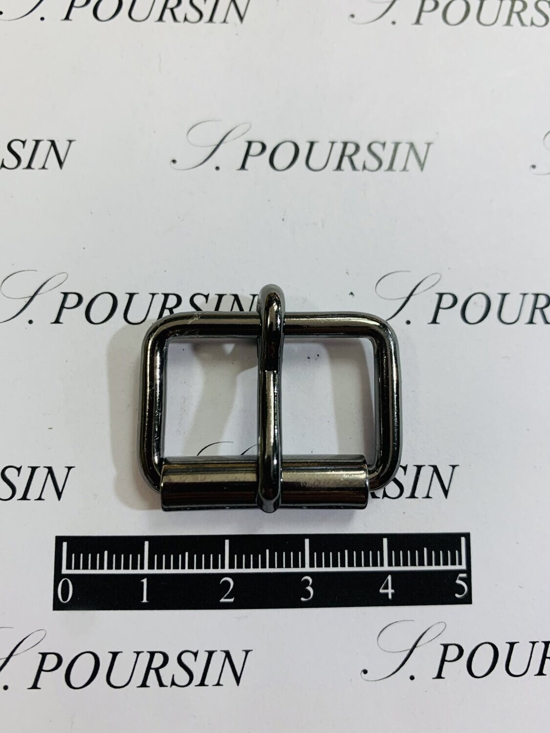 Boucle à Rouleau 25x15x3,4 Non Soudée Laiton Poli Bille Nickel Noir Verni  - lot de 10 pièces