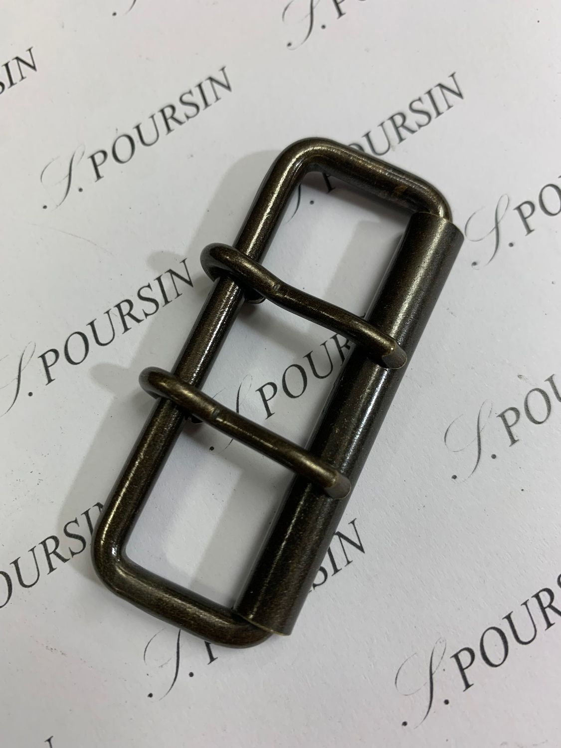 Boucle à Rouleau 55x16x4,4 Non Soudée 2 Ardillons Laiton Bronzé Antic Foncé Verni - lot de 2 pièces