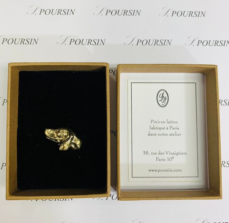 Broche Pin's "Tête de Chien" - Laiton Poli Main Verni