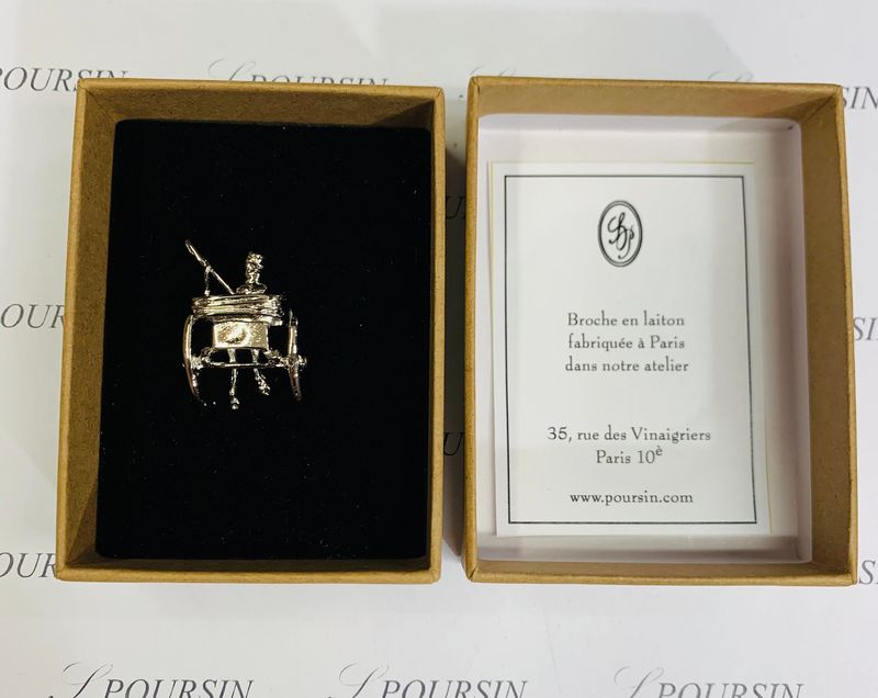 Broche "Meneur de dos" - Laiton Poli Main Nickel