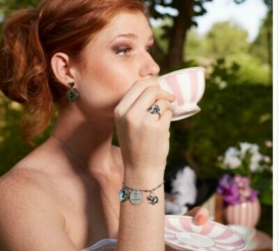 Orecchini Alice - Buon Noncompleanno Mad Tea AWO034