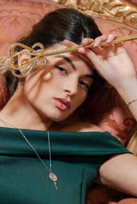 Collana Mad Tea "Splendere come nelle favole" CNFC005