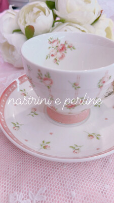 Set Tazza e Piattino serie Flower - disegno B