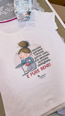 Maglietta T-shirt Le Pupette - Lasciate perdere l'amore a prima vista... una seconda occhiata dategliela... e pure bene
