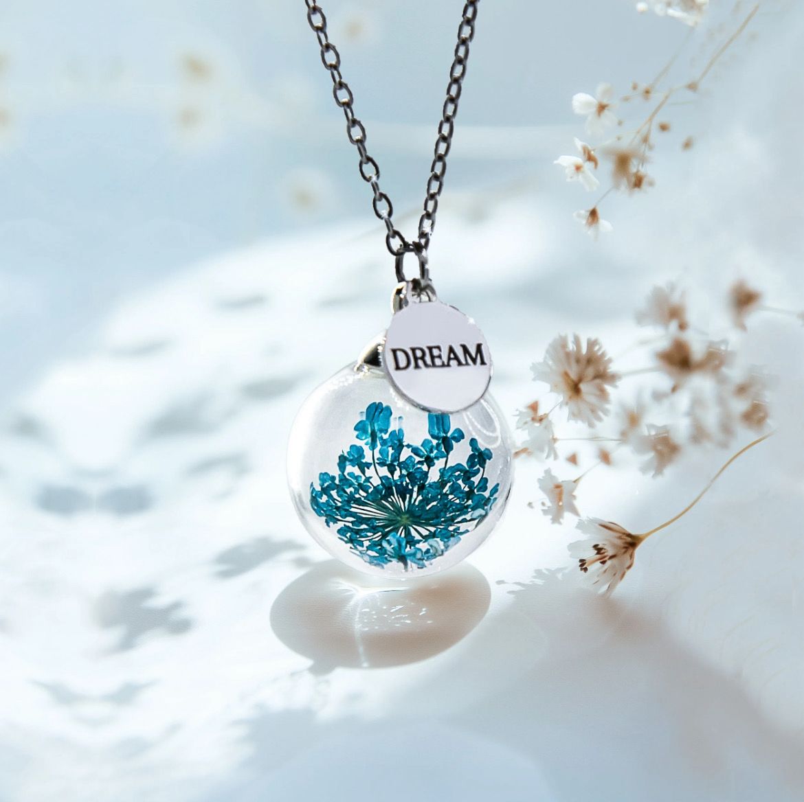 Collana dei Sogni Mad Tea Pizzo della regina GDC007