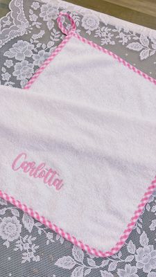 Asciugamano rosa spugna quadretti personalizzato