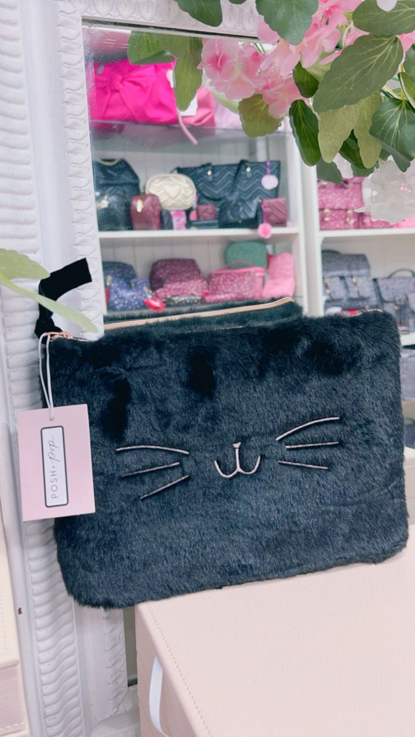 Pochette piatta peluche gatto nero