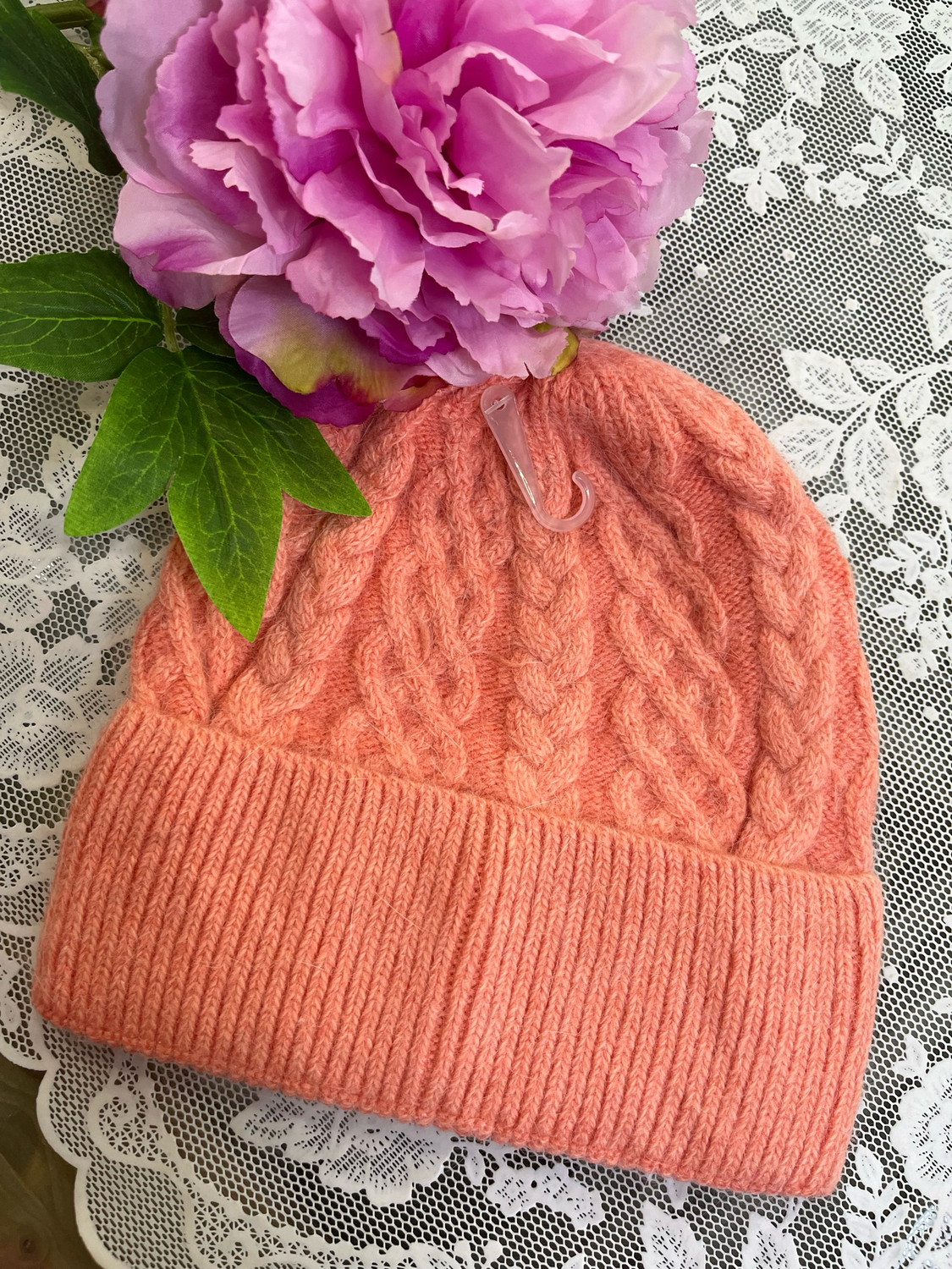 Cappello caldo trecce albicocca
