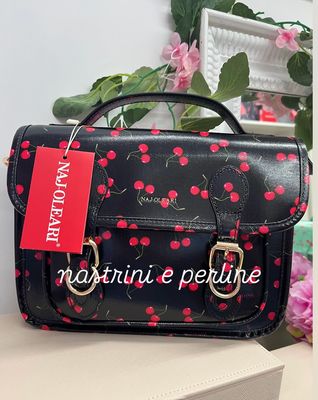 Cartella media cherry fondo nero Naj-Oleari cod.