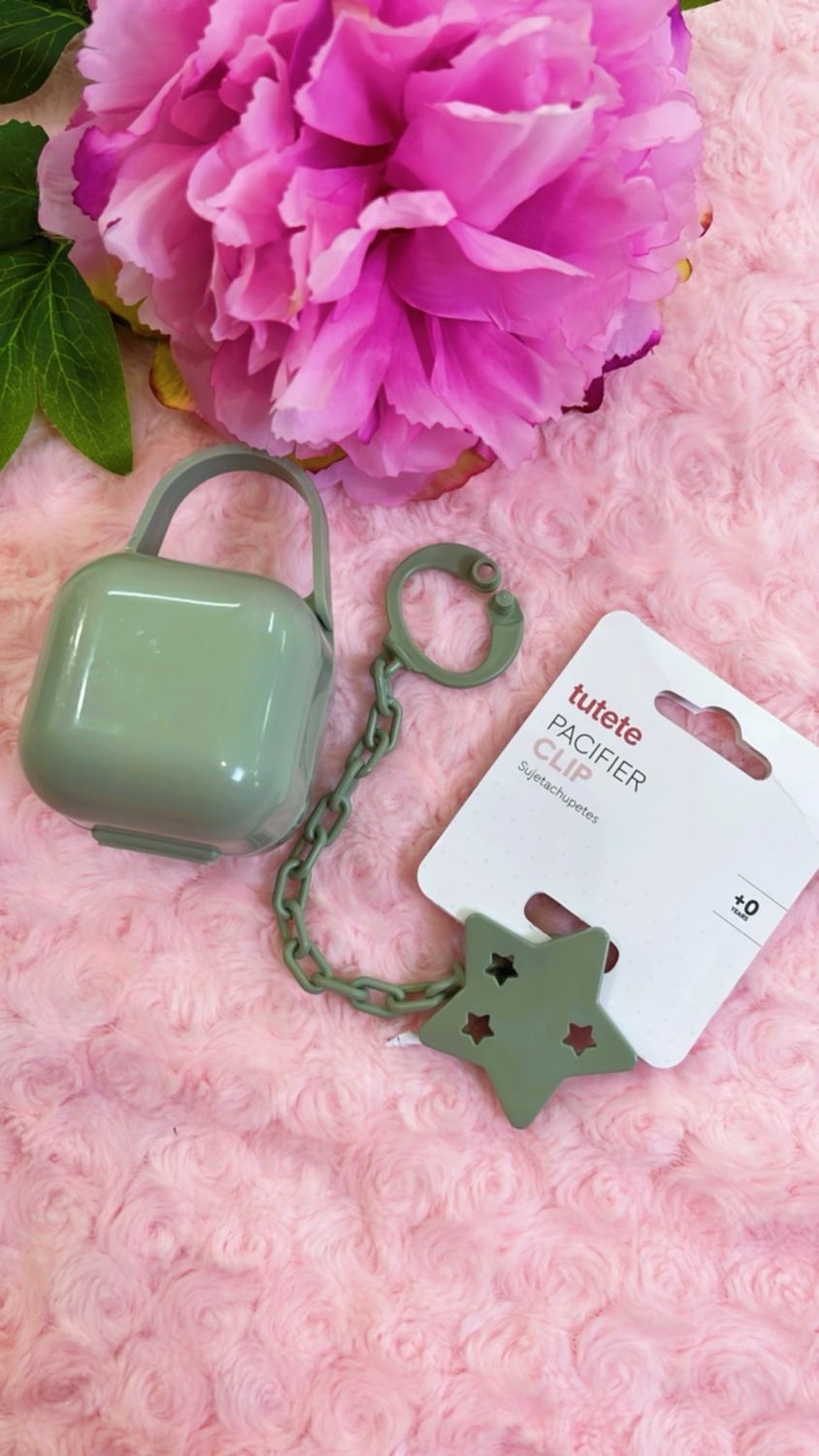 Set personalizzato verde salvia di scatolina e catenella con stella