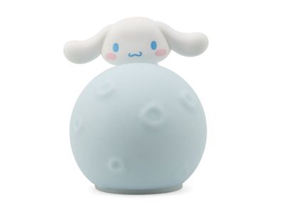 Luce notturna Cinnamoroll sulla luna