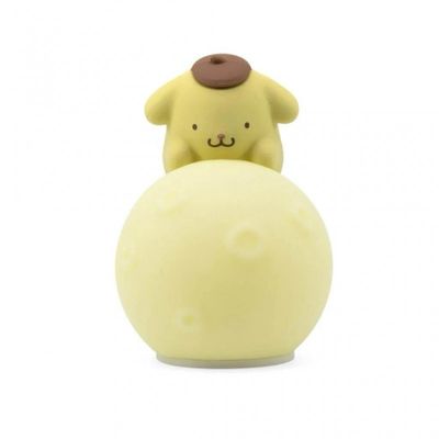 Luce notturna Pompompurin sulla luna