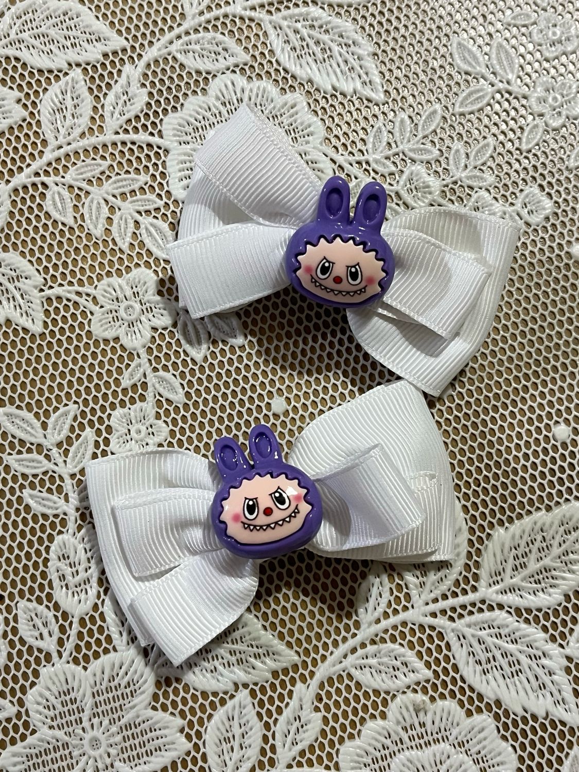 Coppia di mollette a pinza Labubu Bianco e Viola