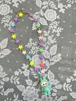Collana corta stelline mostriciattolo menta