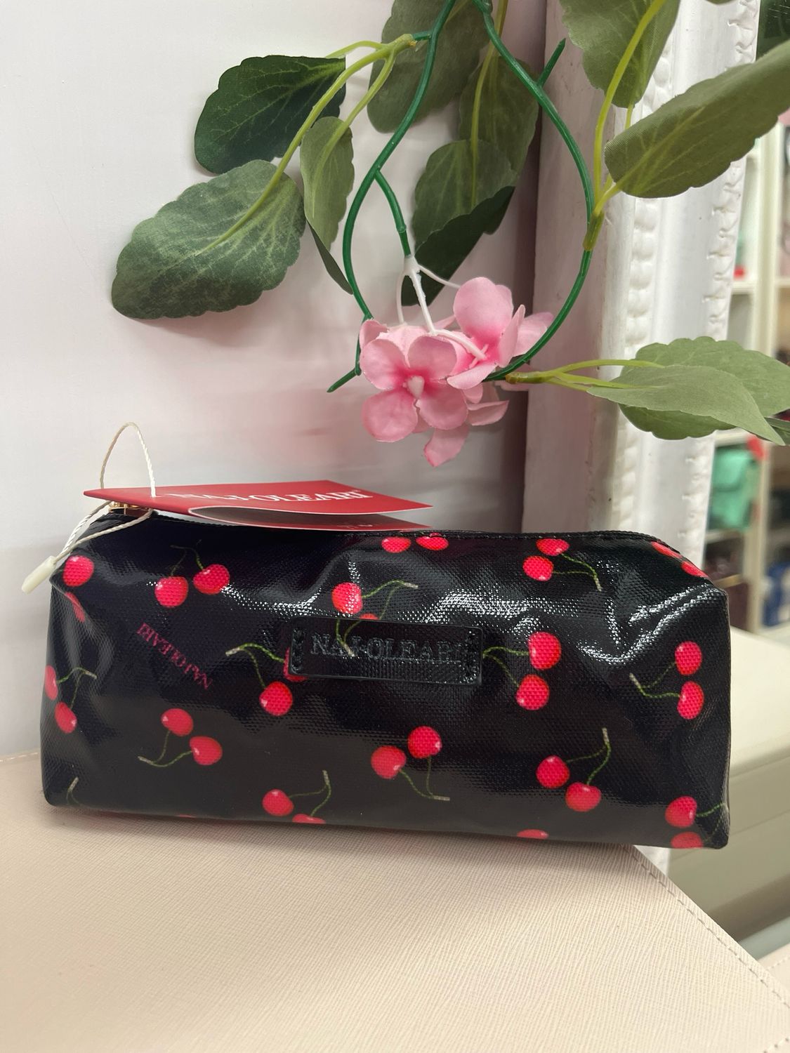 Astuccio Naj-Oleari cherry fondo nero