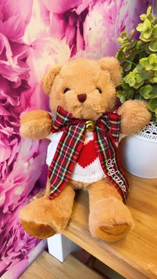 Orso con maglione cuore