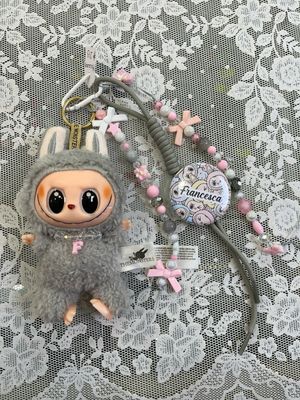 Mostriciattolo versione Macaron grigio 213