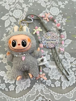 Mostriciattolo versione Macaron grigio 208