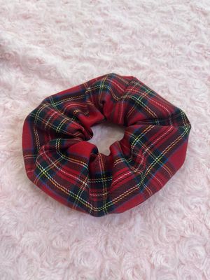 Scruncie handmade scozzese tartan rosso