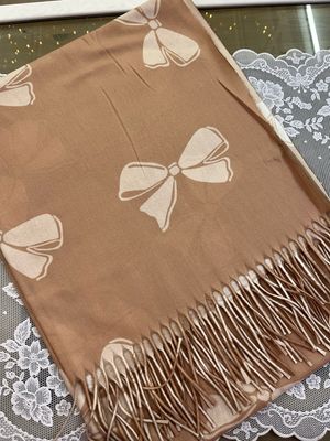 Sciarpa fiocchi beige e panna