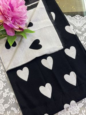 Sciarpa Cuori nero e bianco